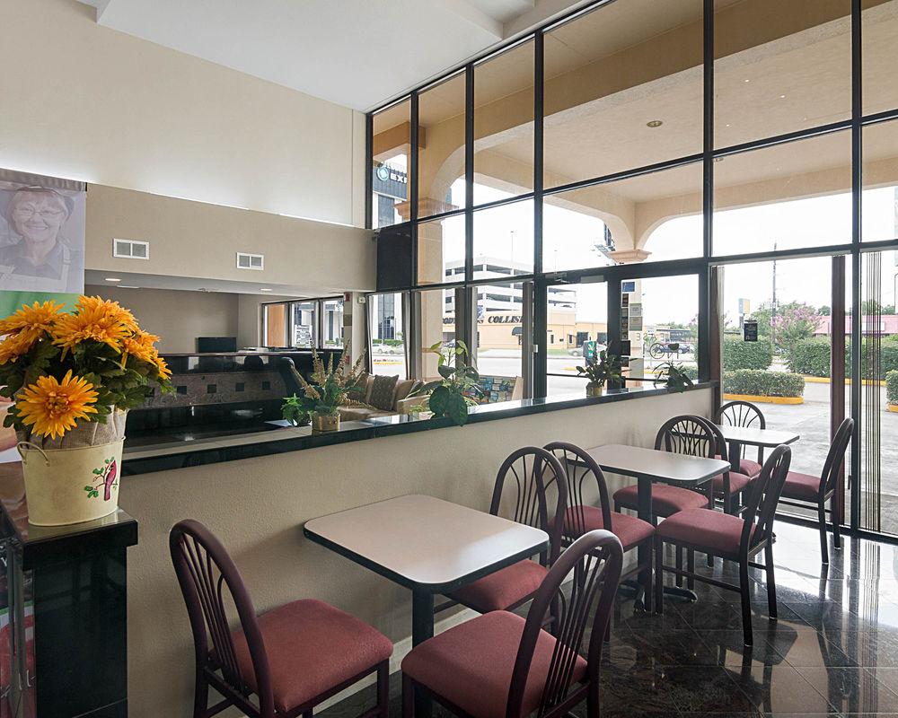 Econo Inn&suites West – Energy Corridor Houston
