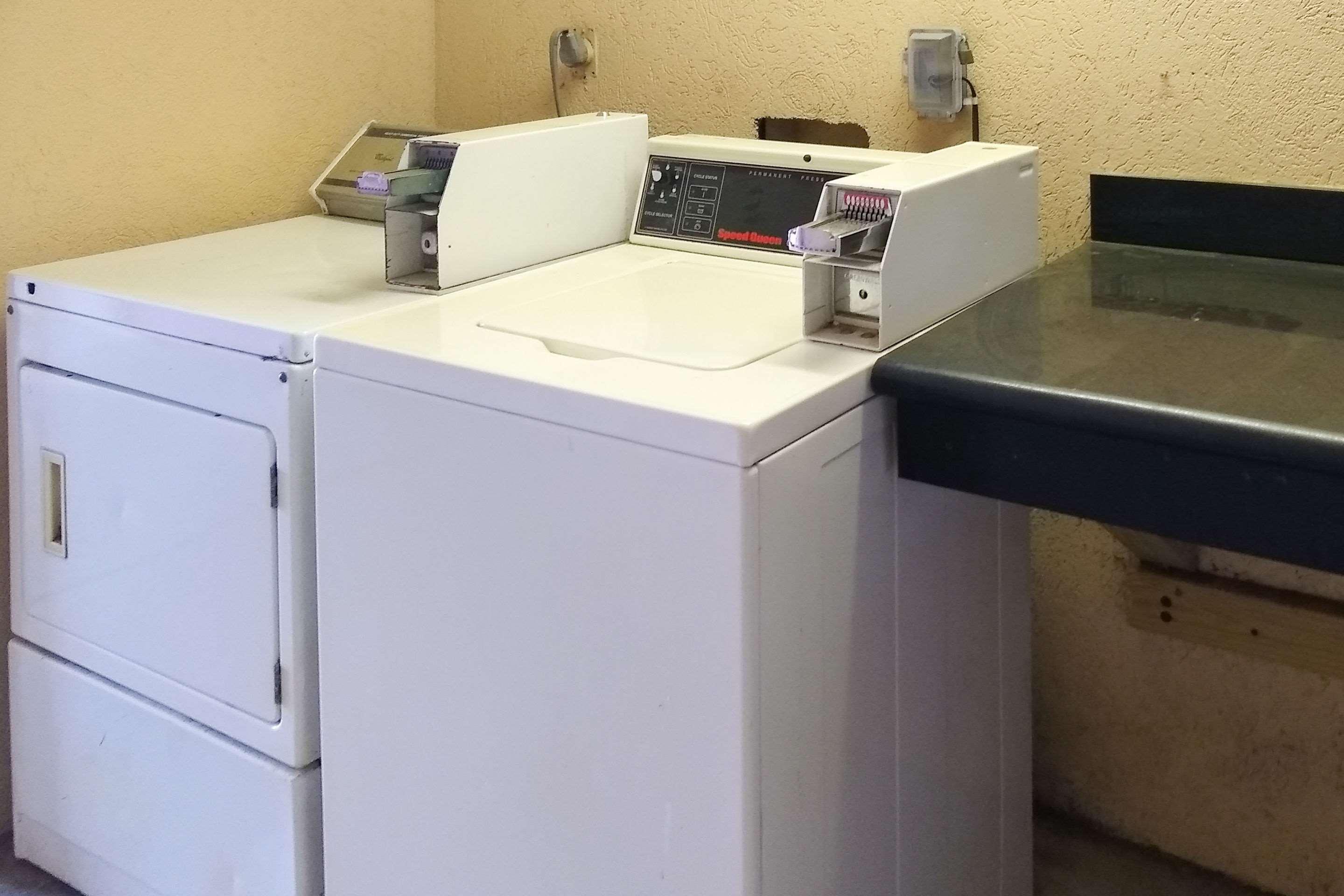 Econo Inn&suites West – Energy Corridor 2* Houston