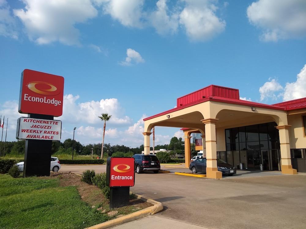 Hotel Econo & West - Energy Corridor 2*
